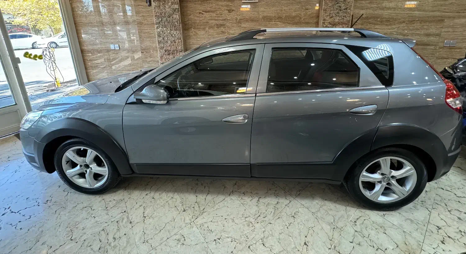 اچ سی کراس مدل ۹۷ خاکستری|خودرو سواری و وانت|اراک, |دیوار