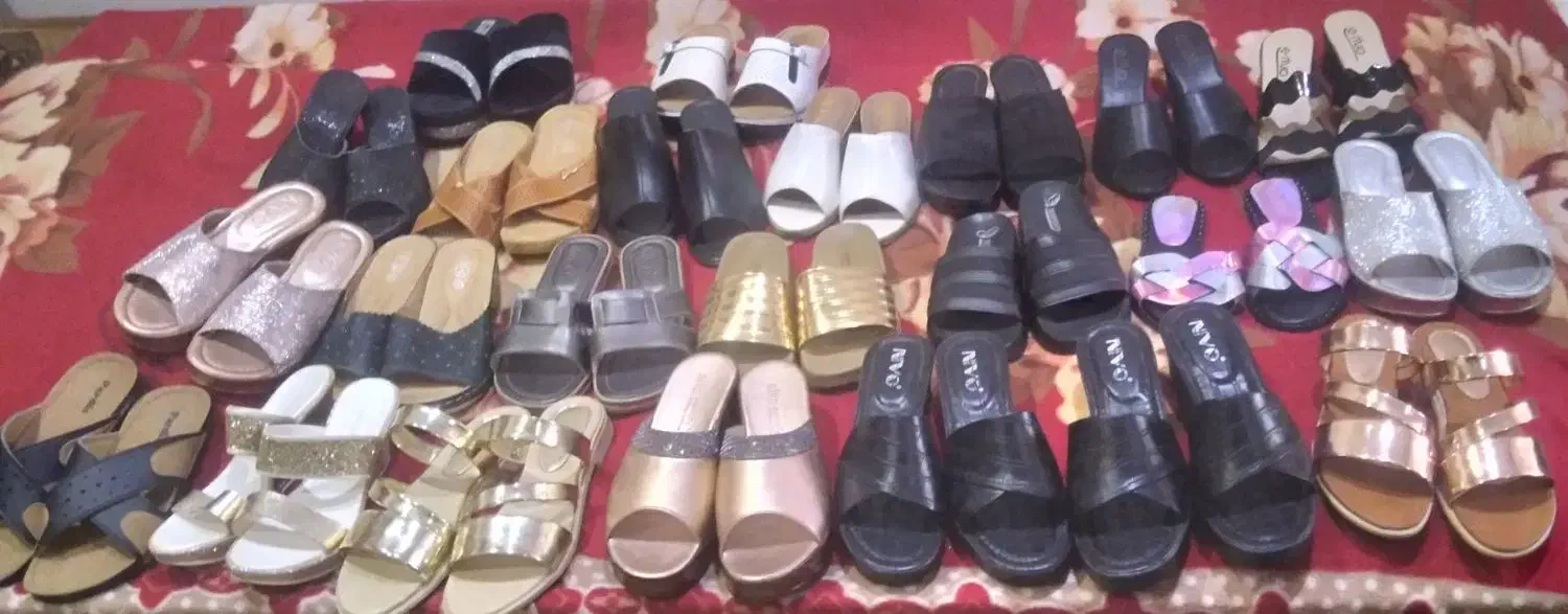 کفش و صندل ساده و شاین داربا قیمتهای بسیار مناسب|کیف، کفش، کمربند|تهران, امانیه|دیوار