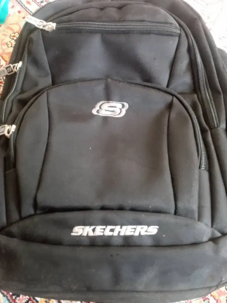 کیف مدرسه ای|کیف، کفش، کمربند|یاسوج, |دیوار