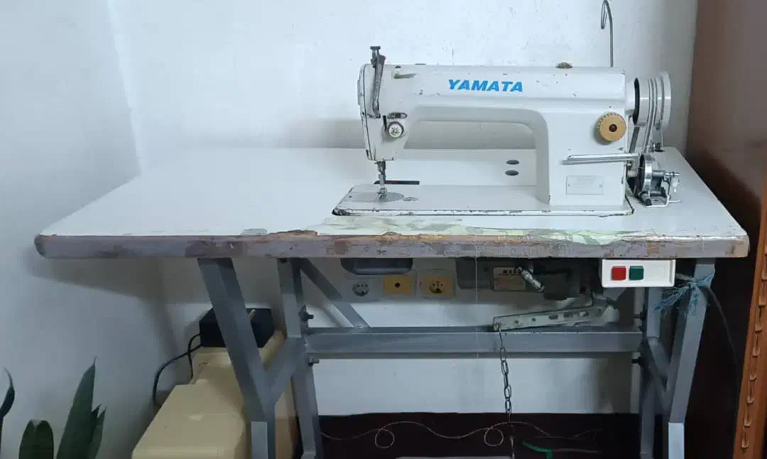 چرخ خیاطی صنعتی یاماتا راسته دوز ژاپن|چرخ خیاطی و ریسندگی|شاهینشهر, مسکن مهر|دیوار