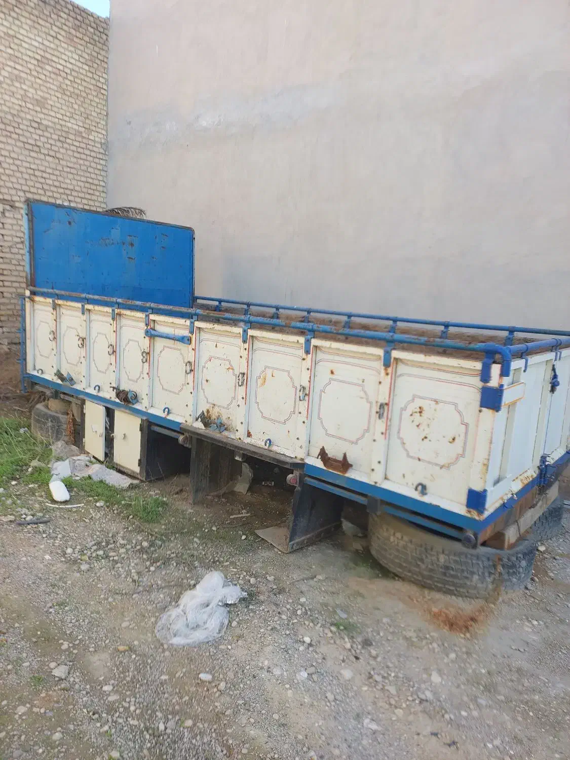 اتاق ایسوزو|خودرو سنگین|بهبهان, |دیوار