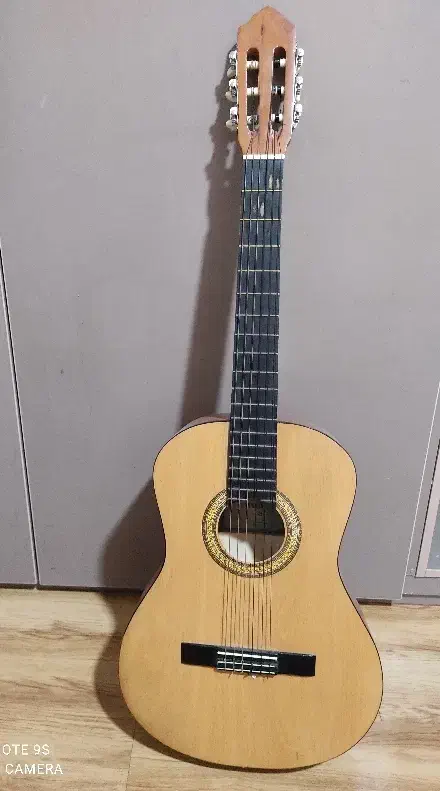 یاماها c40|گیتار، بیس، امپلیفایر|لاهیجان, کوی زمانی|دیوار