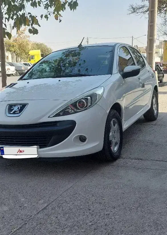 ۲۰۷ سقف فلز مدل ۴۰۲ فرمان برقی|خودرو سواری و وانت|مشهد, رباط طرق|دیوار