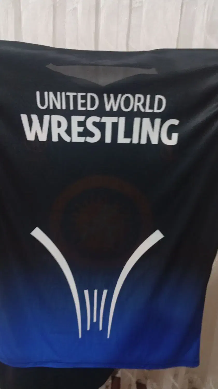 ست ورزشی ، کشتی werstling.|تجهیزات ورزشی|همدان, |دیوار