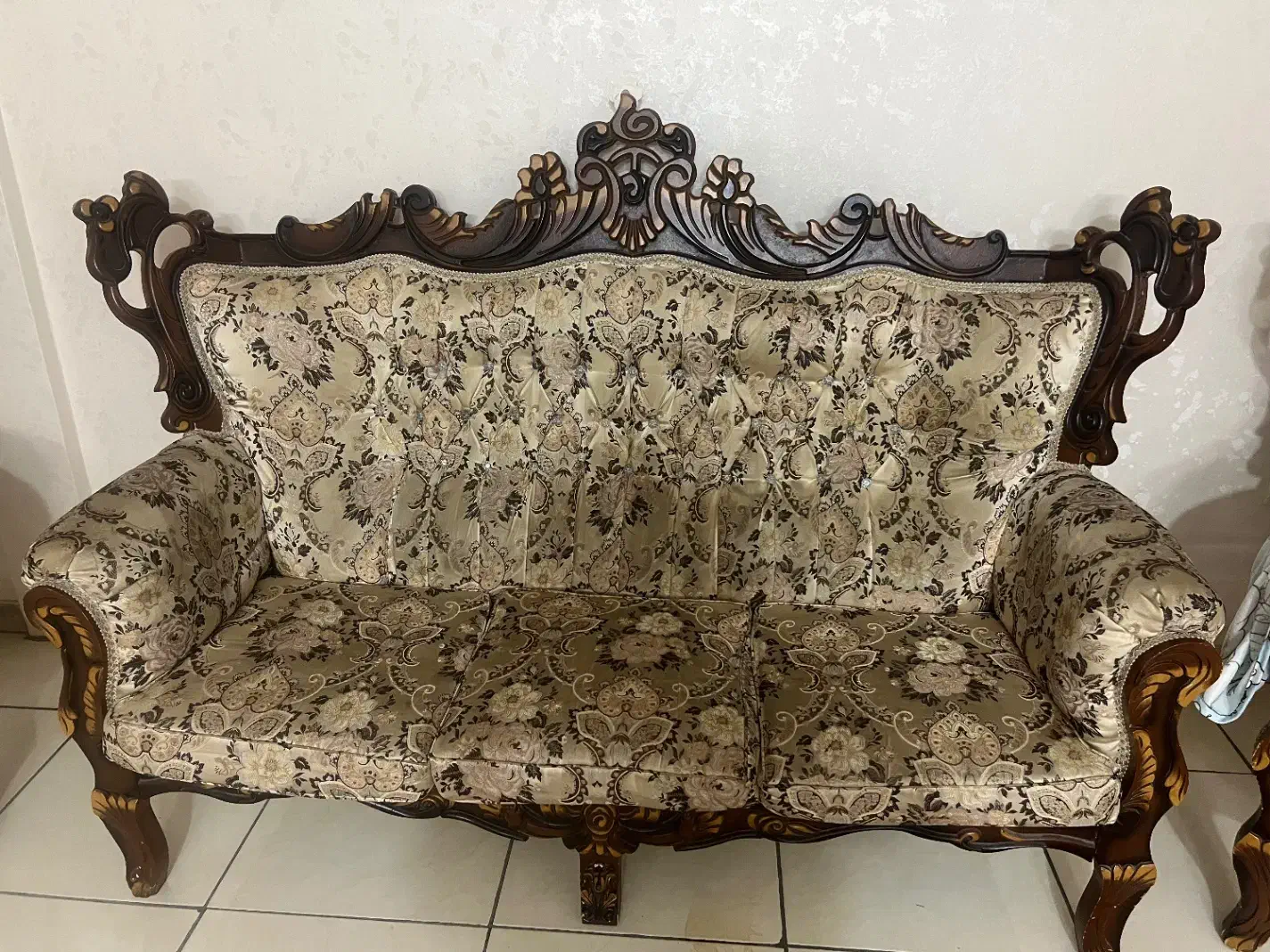 مبل ۷ نفره سلطنتی|مبلمان خانگی و میز عسلی|تهران, هفت چنار|دیوار