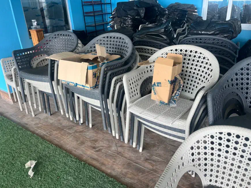 صندلی باغی برند ناصری بسیار نو بصورت تک و عمده|صندلی و نیمکت|سلمانشهر, |دیوار