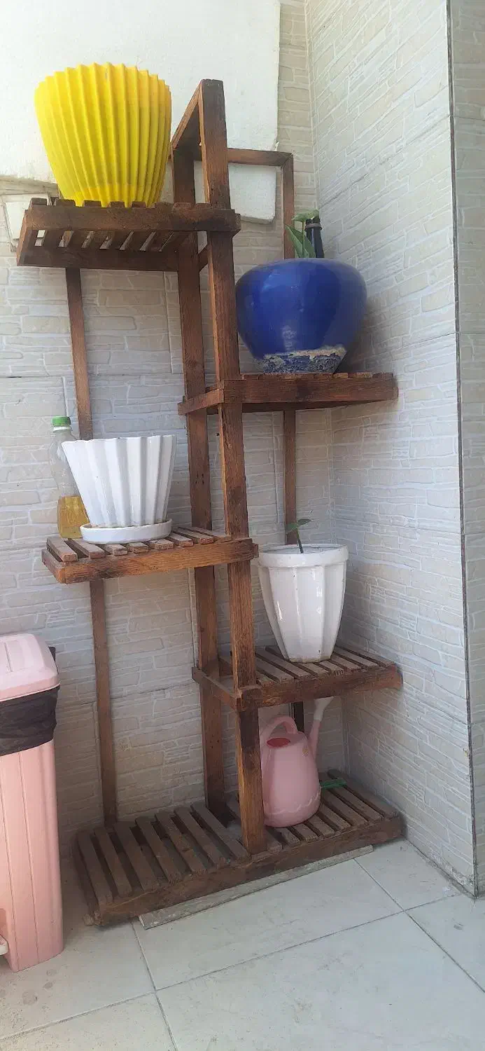 استند گل|کتابخانه، شلف، قفسه‌های دیواری|فولادشهر, C1|دیوار