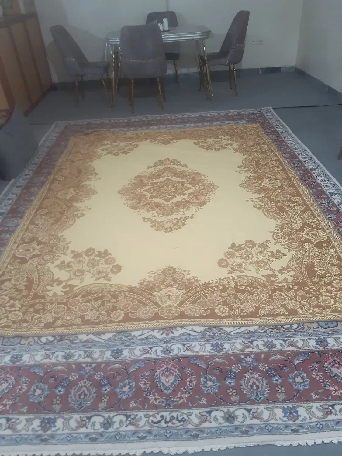 روفرشی|روفرشی|همدان, |دیوار