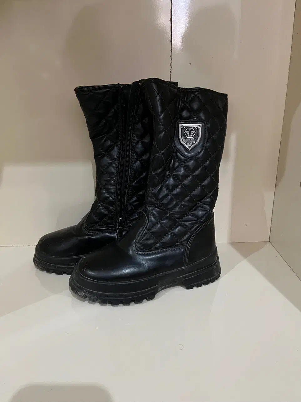 پوتین بچه سایز ۲۸ ساق بلد|کفش و لباس بچه|زرند, |دیوار