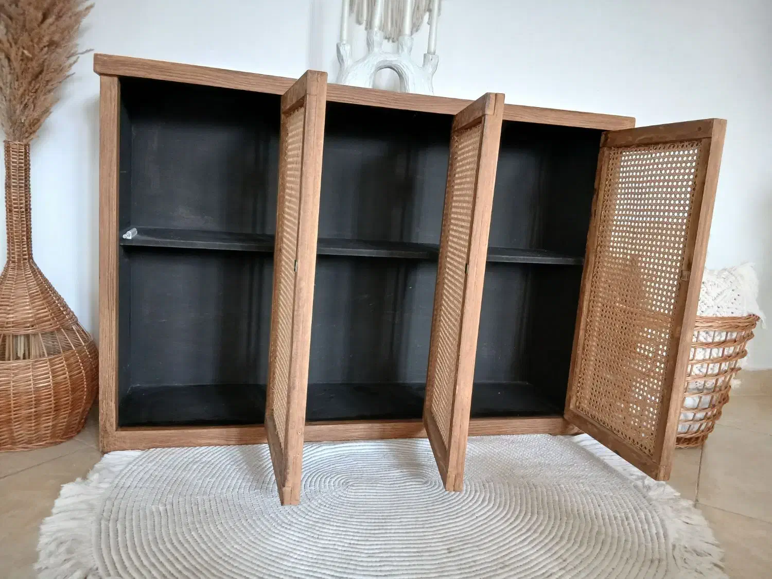 کنسول|بوفه، ویترین، کنسول|بندر انزلی, معلم|دیوار