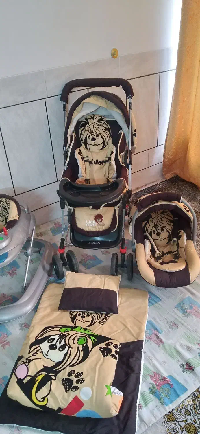 سرویس کامل سیسمونی نوزاد|اسباب و اثاث بچه|خمینیشهر, |دیوار