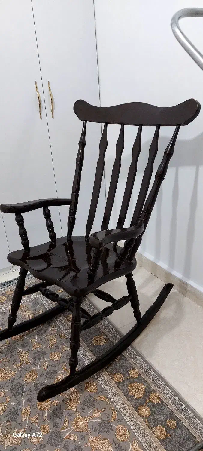 صندلی راک|صندلی و نیمکت|رباط‌کریم, رباط‌کریم|دیوار