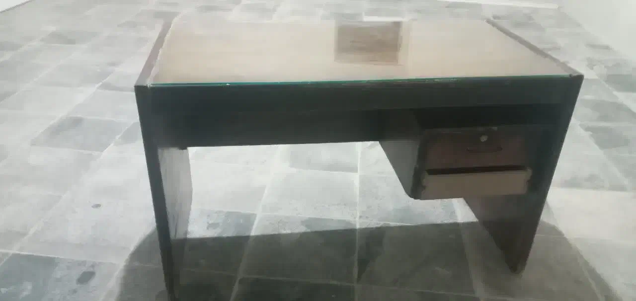 میز تحریر یامیز کار|میز تحریر و کامپیوتر|برخوار, |دیوار