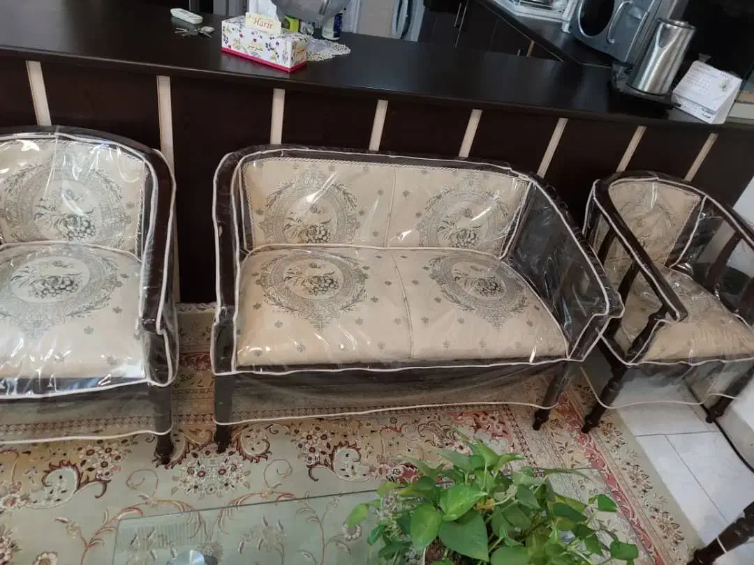 مبل ۸نفره|مبلمان خانگی و میز عسلی|قم, پردیسان|دیوار