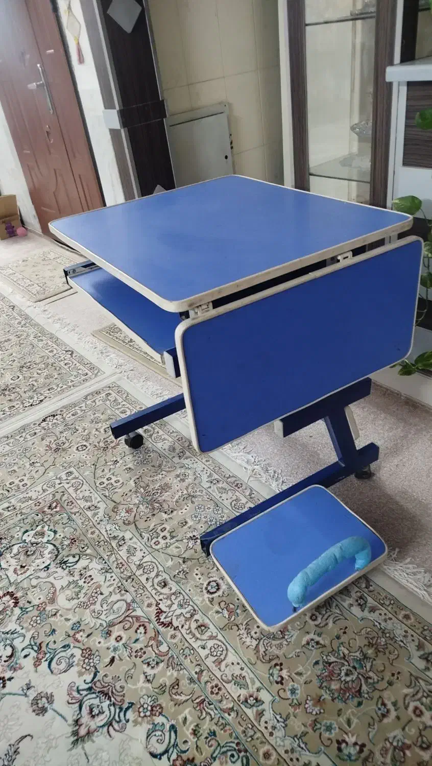 میز کاپیوتر در حد|میز تحریر و کامپیوتر|نیشابور, شهرک اندیشه|دیوار