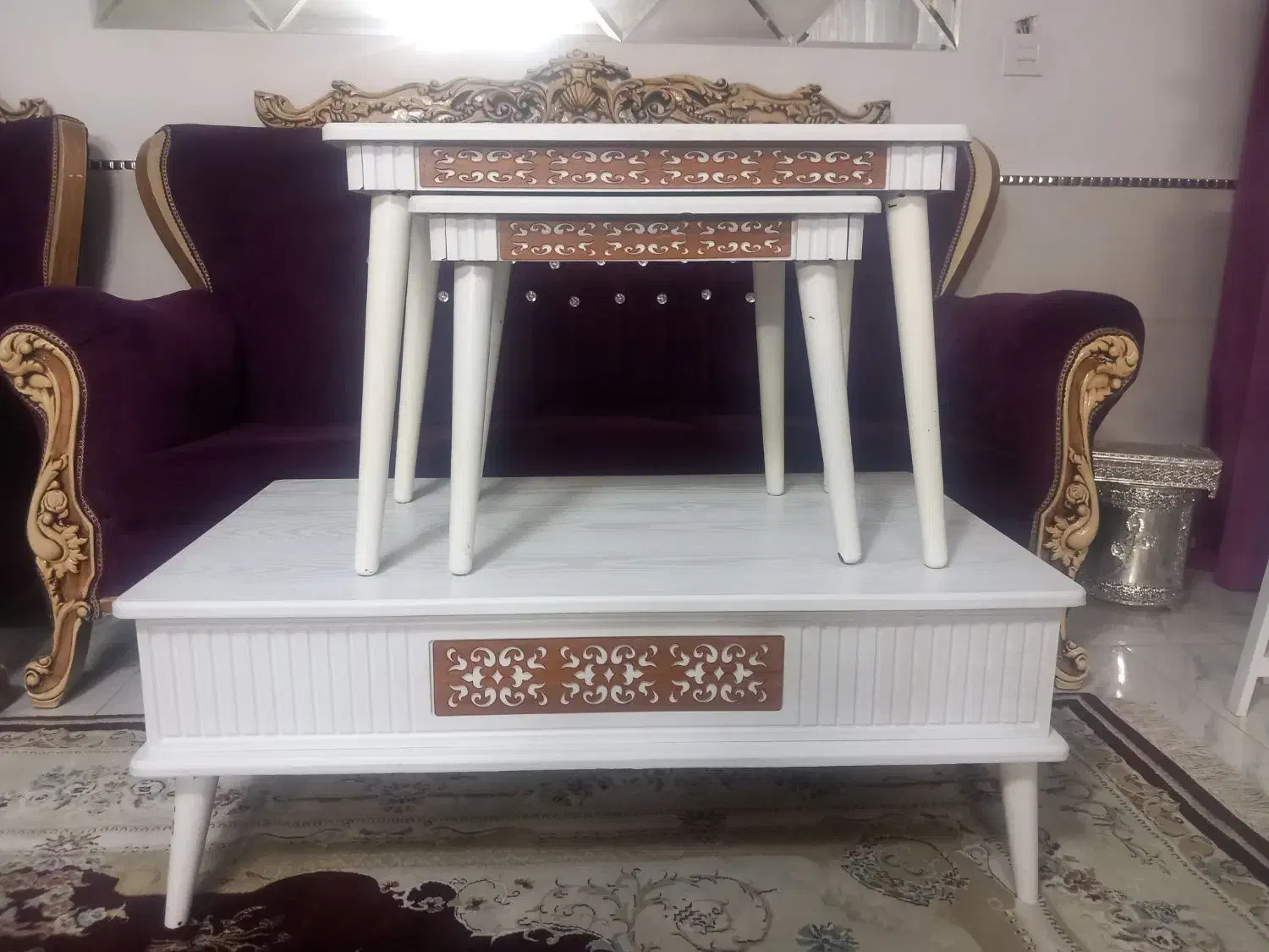 جلو مبلی با دو عدد عسلی نو نو|مبلمان خانگی و میز عسلی|اشتهارد, |دیوار