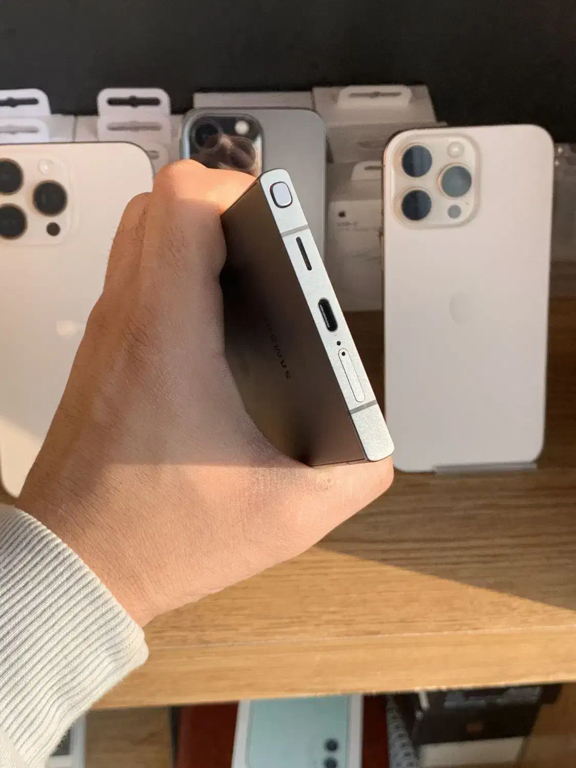 iphone 15 pro max باتری ۹۷ zaa 256 زیرخاکی|موبایل|مشهد, احمدآباد|دیوار