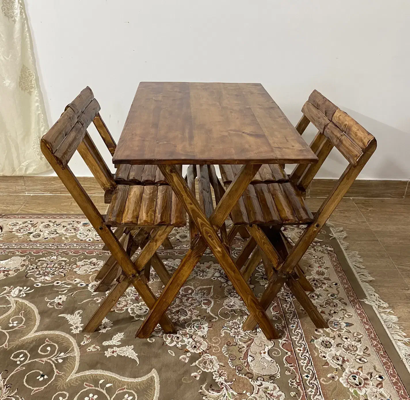 میز و صندلی چوبی ، تعداد نامحدود قابل سفارش|میز و صندلی غذاخوری|بابل, |دیوار