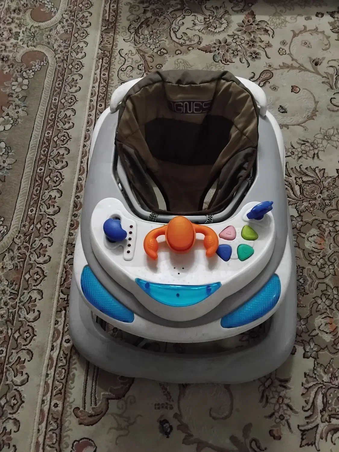 یگ عدد رو رووک|اسباب و اثاث بچه|کدکن, |دیوار