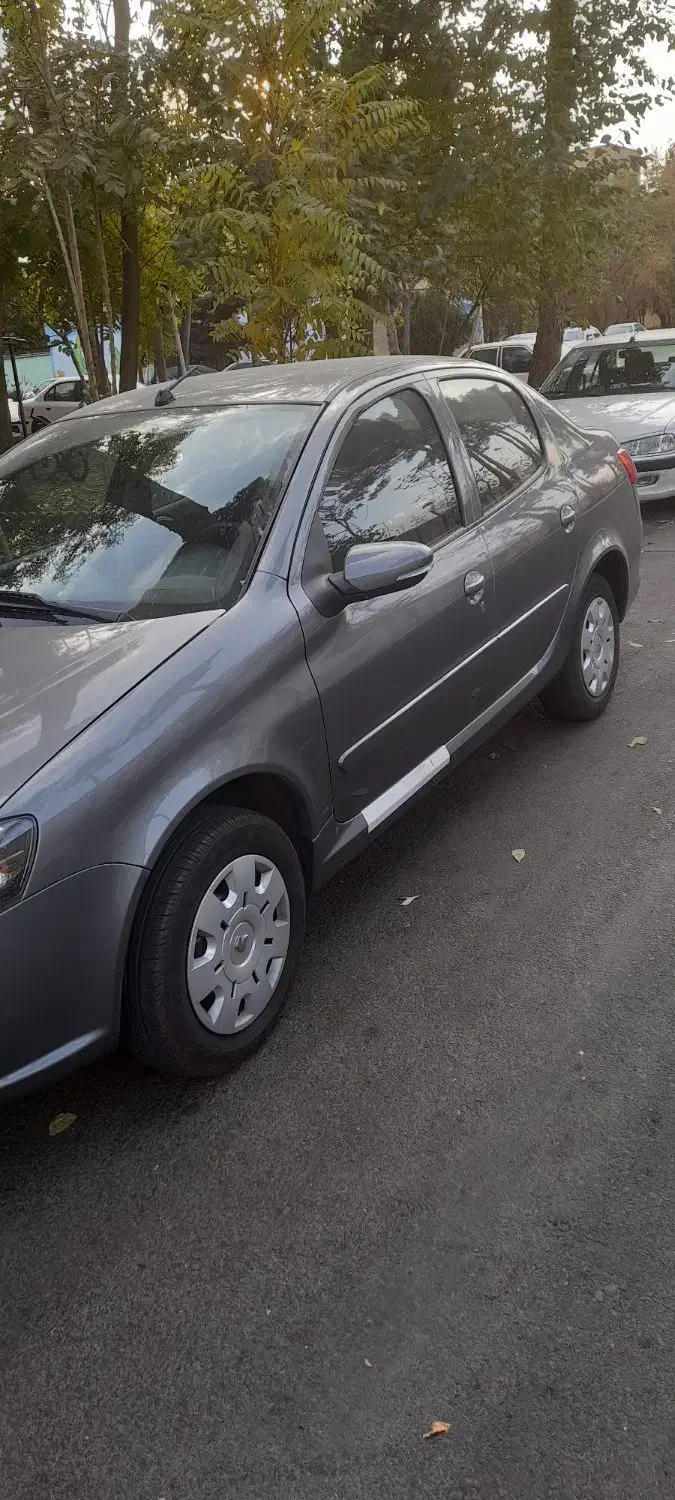 رانا پلاس ۱۴۰۲ در حد صفر و کم کار|خودرو سواری و وانت|تهران, قصر فیروزه ۱|دیوار