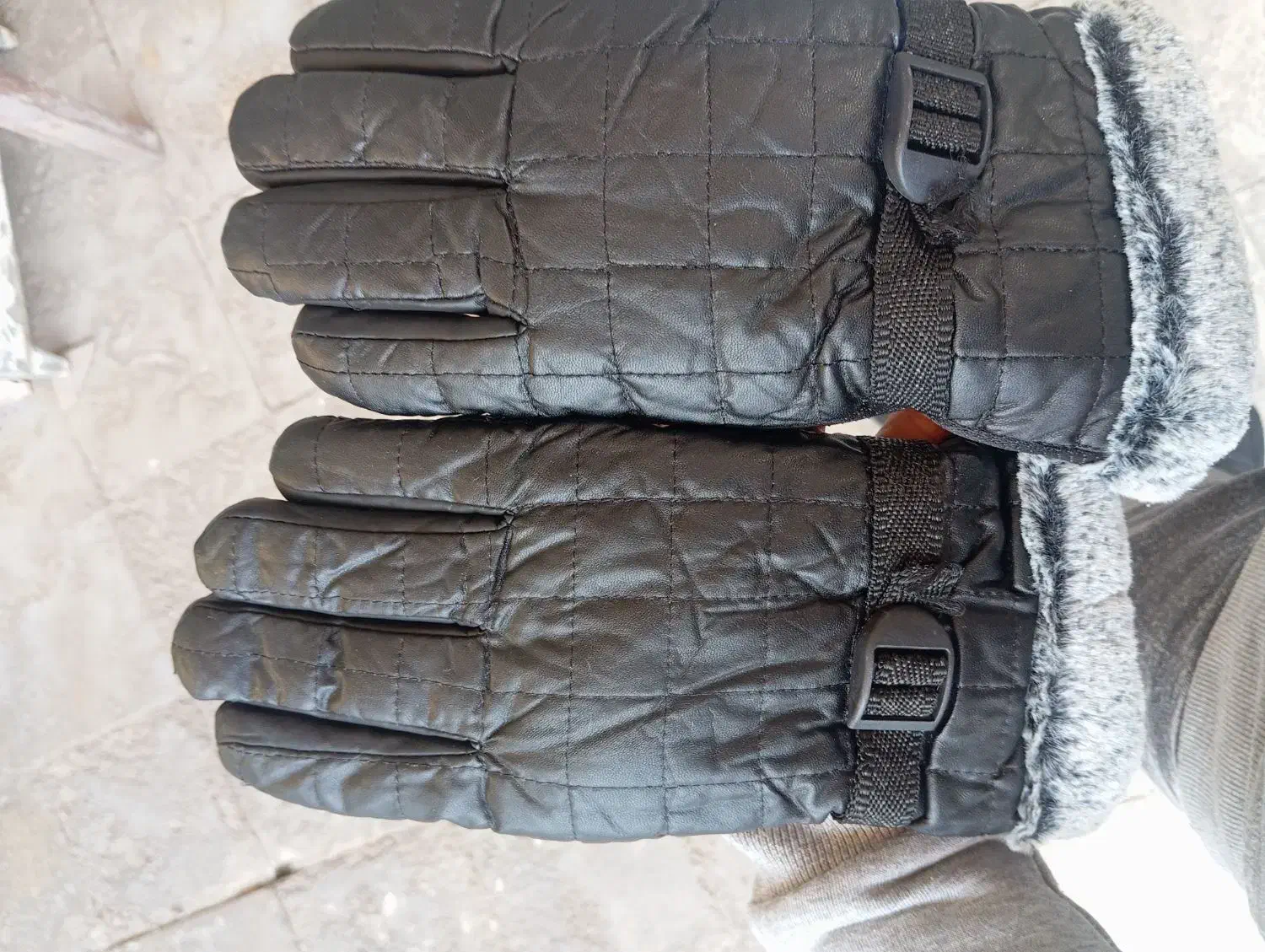 دستکش موتور نونو|لباس|هشتگرد, هشتگرد قدیم|دیوار