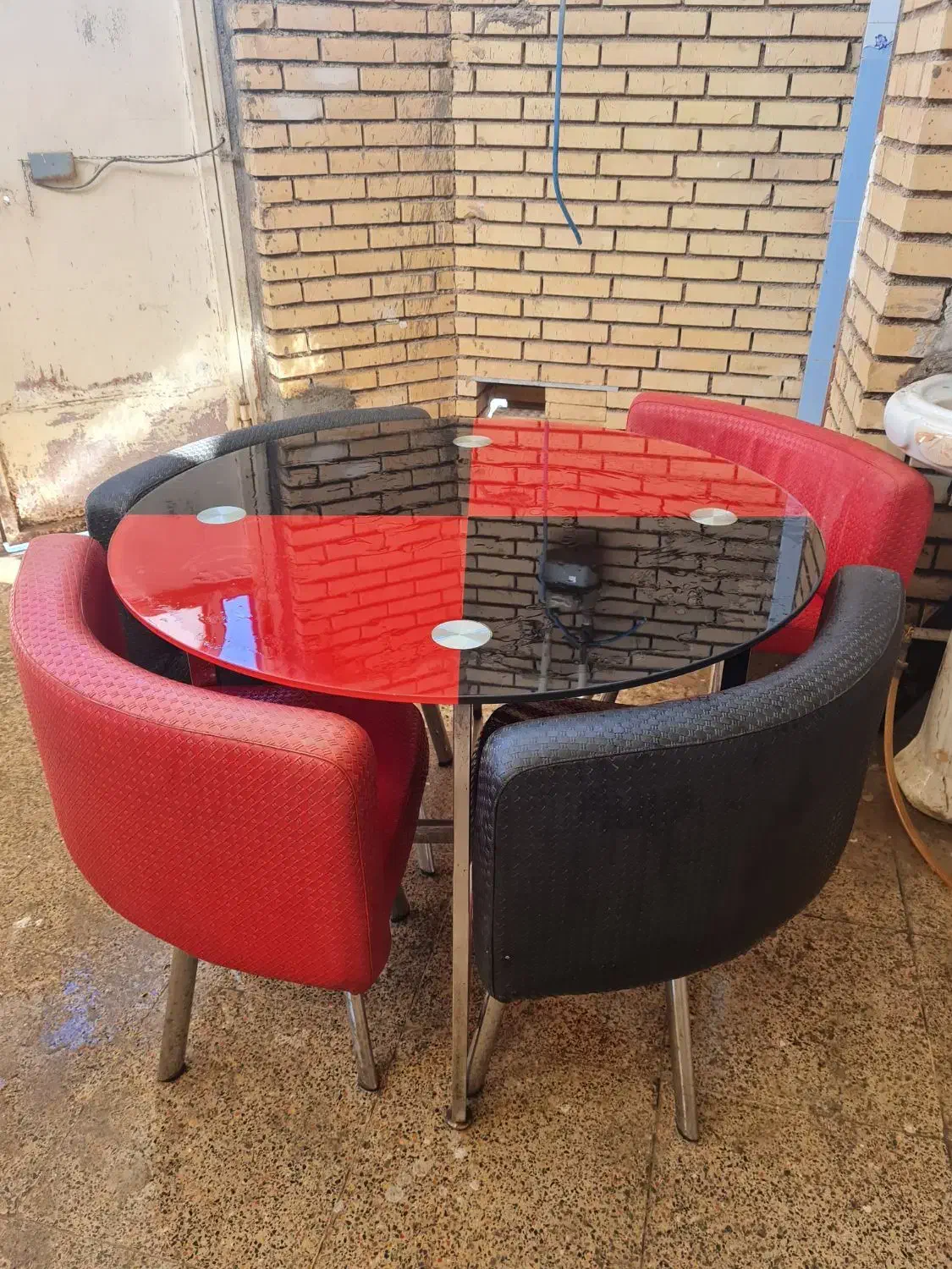 میز و صندلی ناهارخوری و مناسب کافه و بستنی فروشی|میز و صندلی غذاخوری|شوش, |دیوار