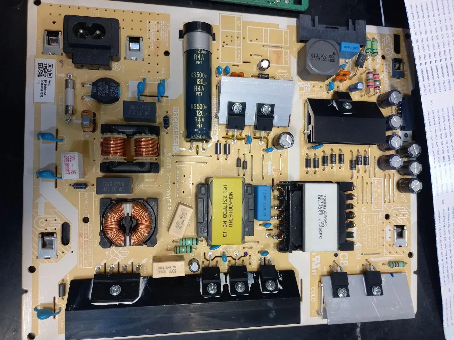 قطعات تلویزیون سامسونگ ۶۵ اینچ کاملا نو|تلویزیون و پروژکتور|ری, دیلمان|دیوار