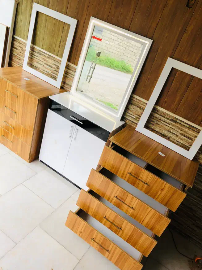 جاکفشی- دراور|جاکفشی، کمد، دراور|تنکابن, |دیوار