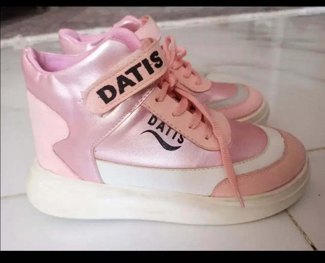 کفش نیمه بت|کیف، کفش، کمربند|ارومیه, |دیوار