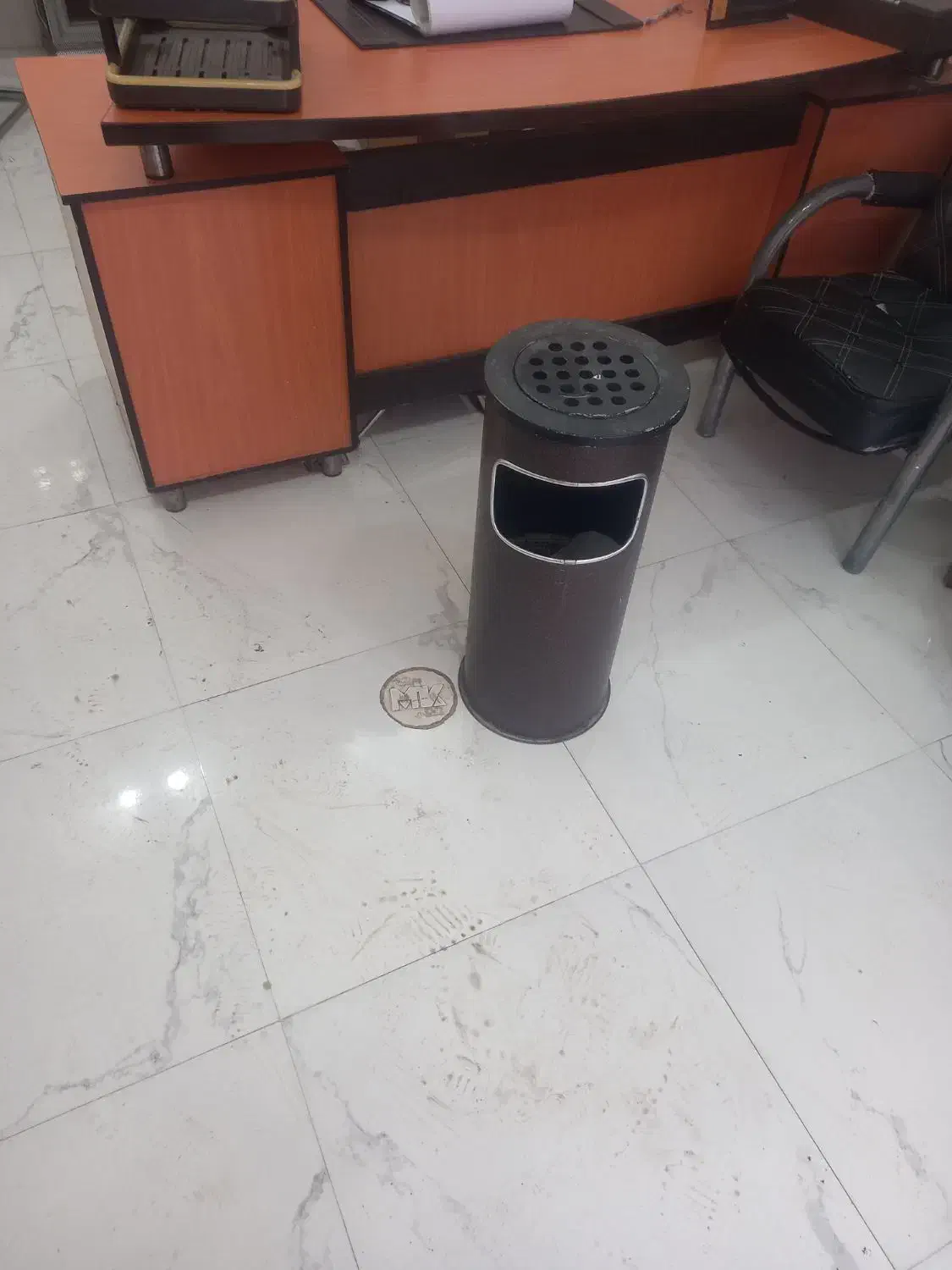 میز اداری ویا صندلی|دفتر کار|فردوس (خراسان), |دیوار