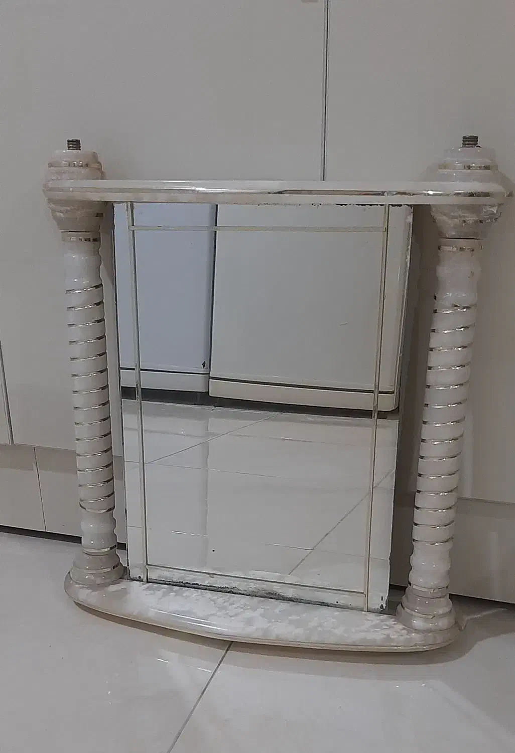 اینه شیک دورش کلا سنگه مرمر|آینه|صباشهر, |دیوار