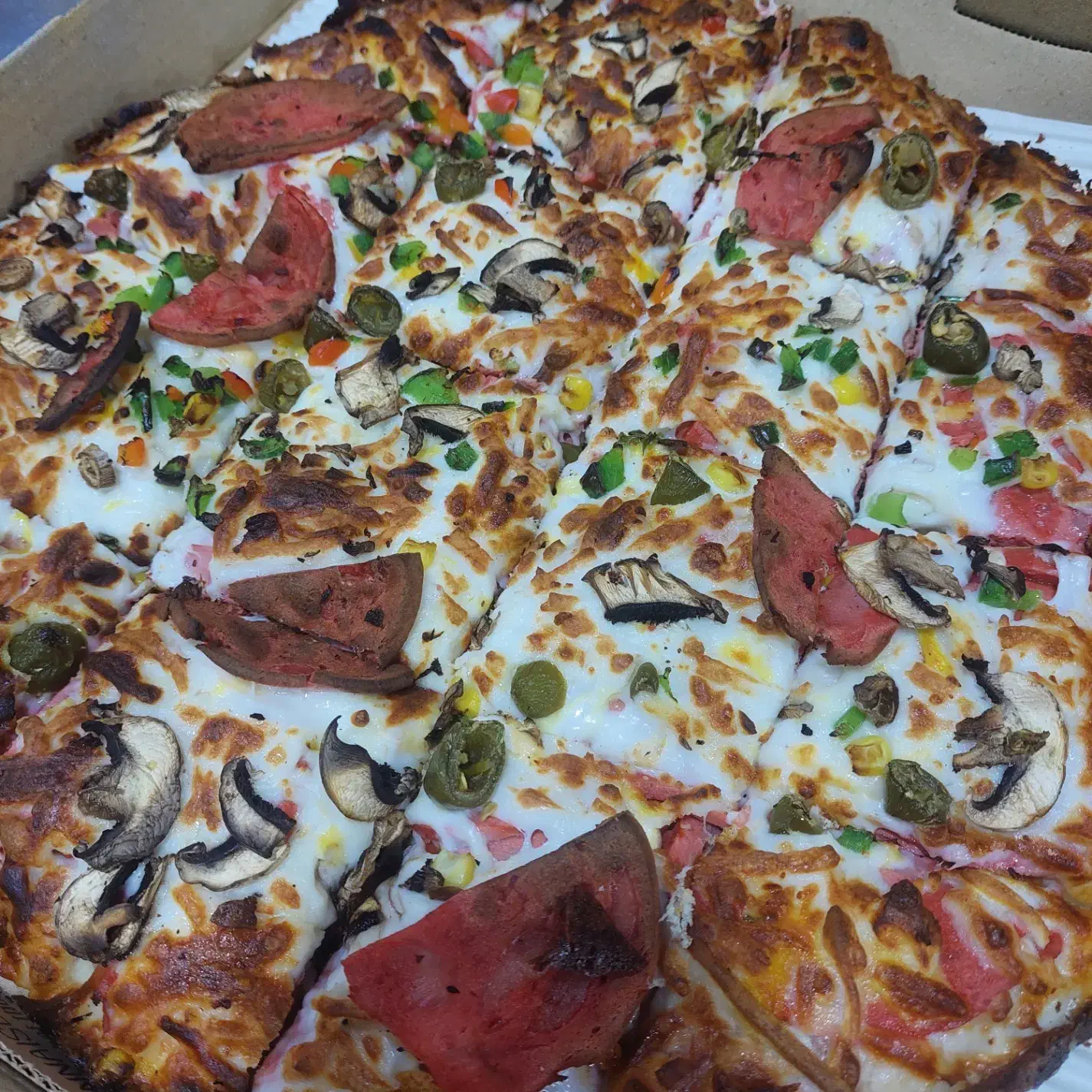 نیرو برای بخش فست‌فود|استخدام خدمات فروشگاه و رستوران|بم, |دیوار