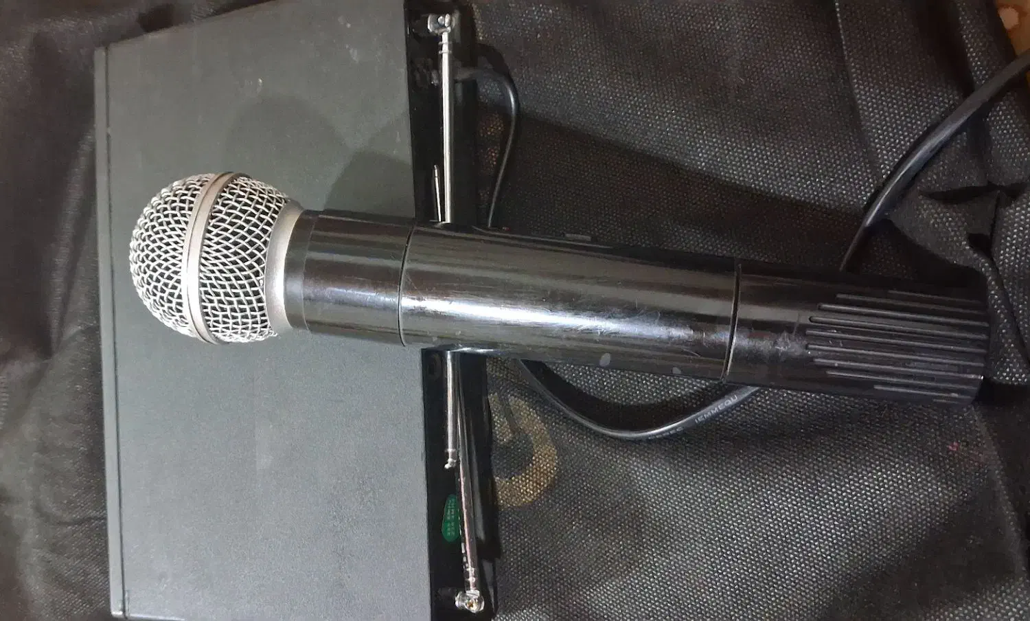 میکروفن شور بی سیم|آلات موسیقی|صحنه, |دیوار