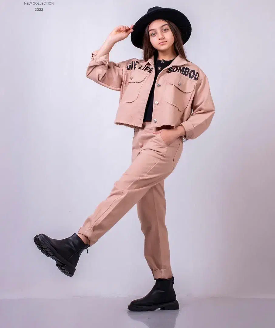 فروشنده تمام وقت در فروشگاه پوشاک|استخدام خدمات فروشگاه و رستوران|سامان, |دیوار