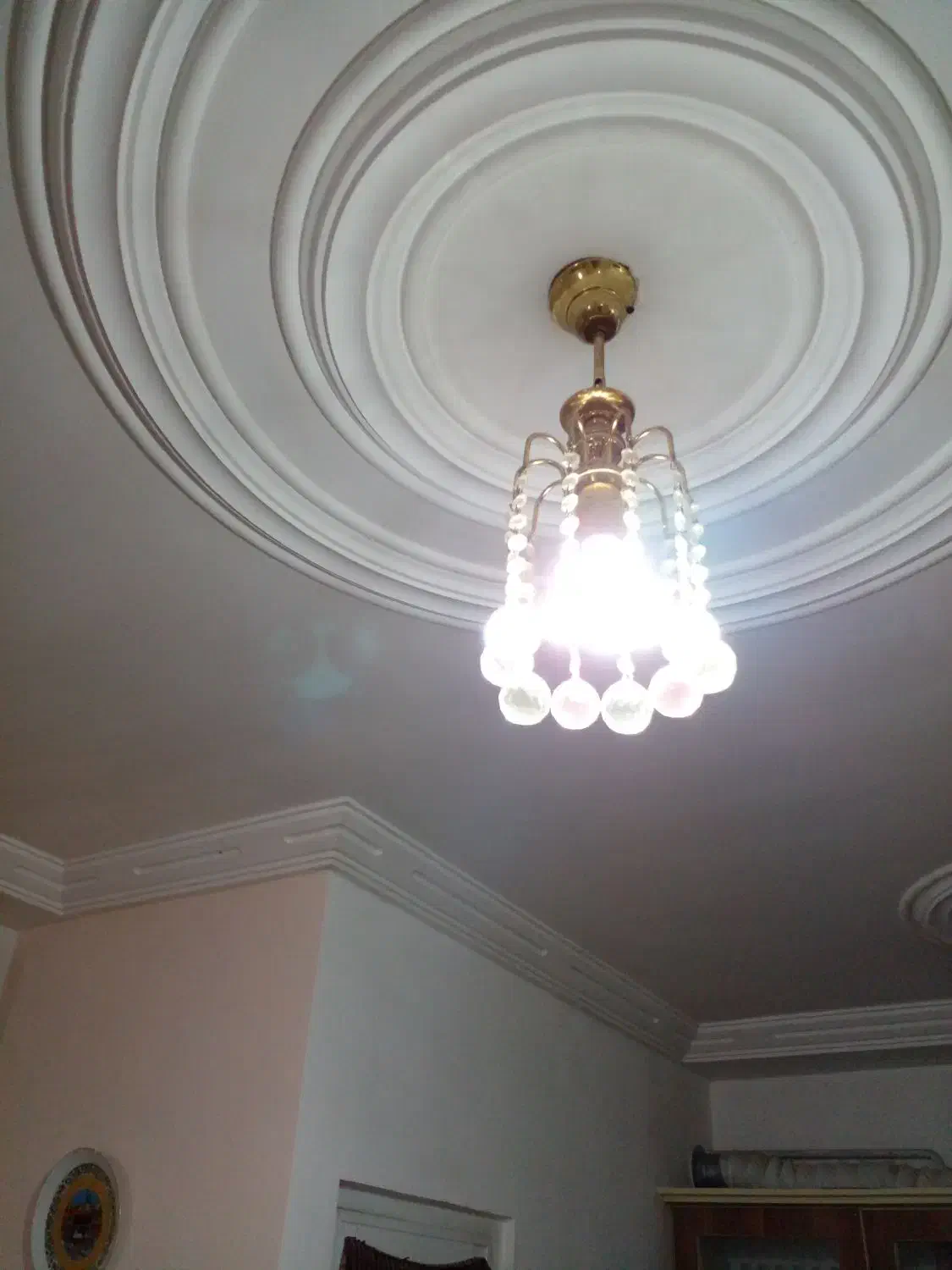 لوستر یکی کوچک ویکی بزرگ|لوستر و چراغ آویز|رشت, اسماعیل آباد|دیوار