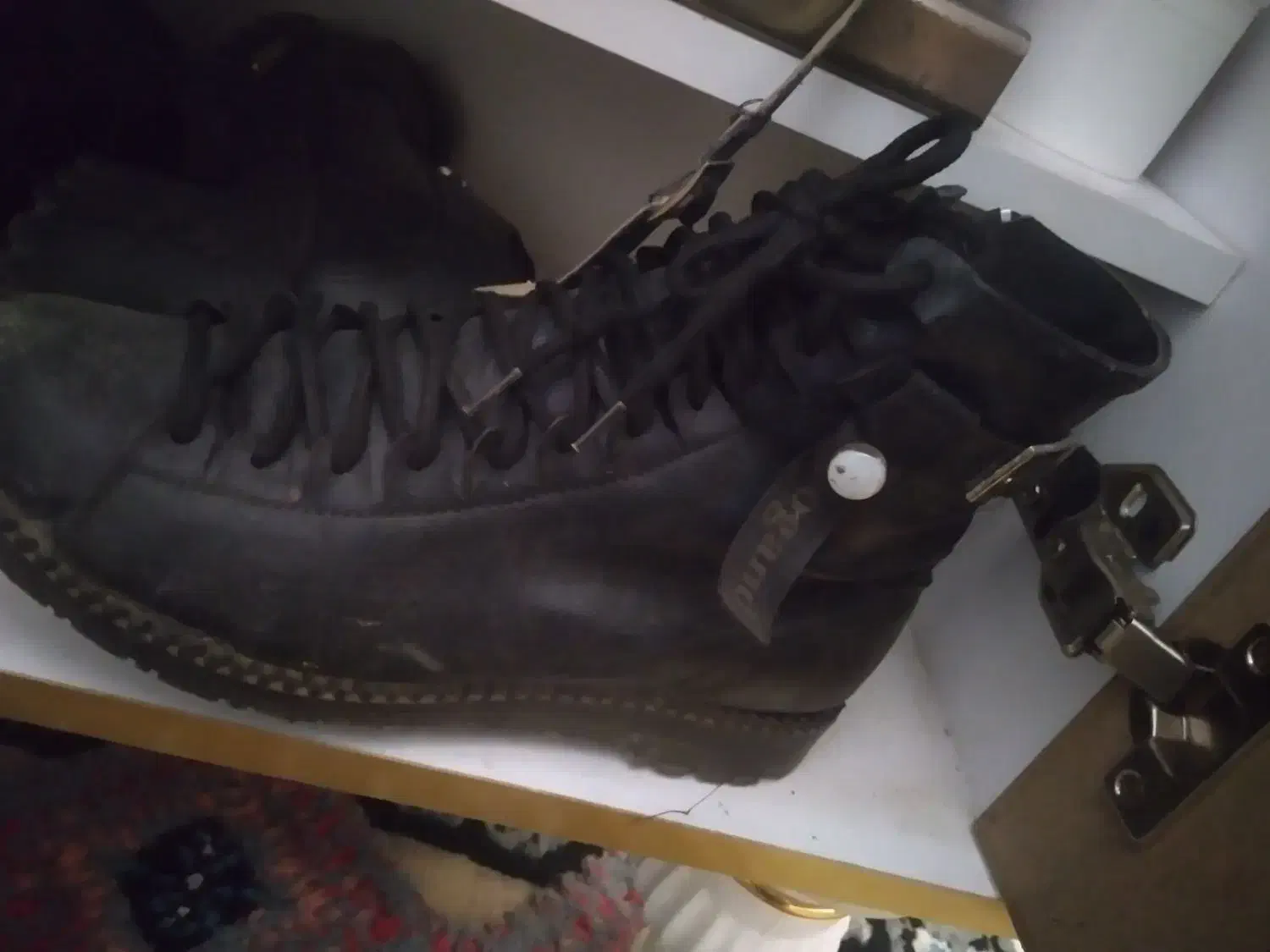 کفش|کیف، کفش، کمربند|اسلام‌‌آباد غرب, |دیوار