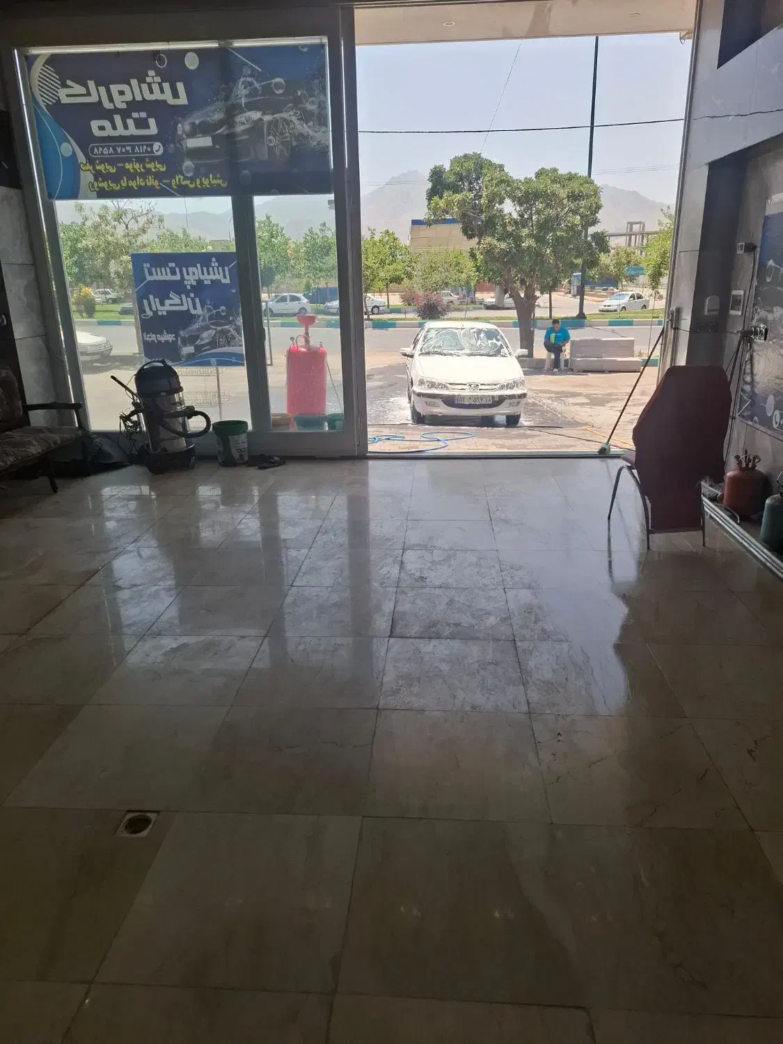 استخدام کارواش|استخدام سرایداری و نظافت|همدان, |دیوار