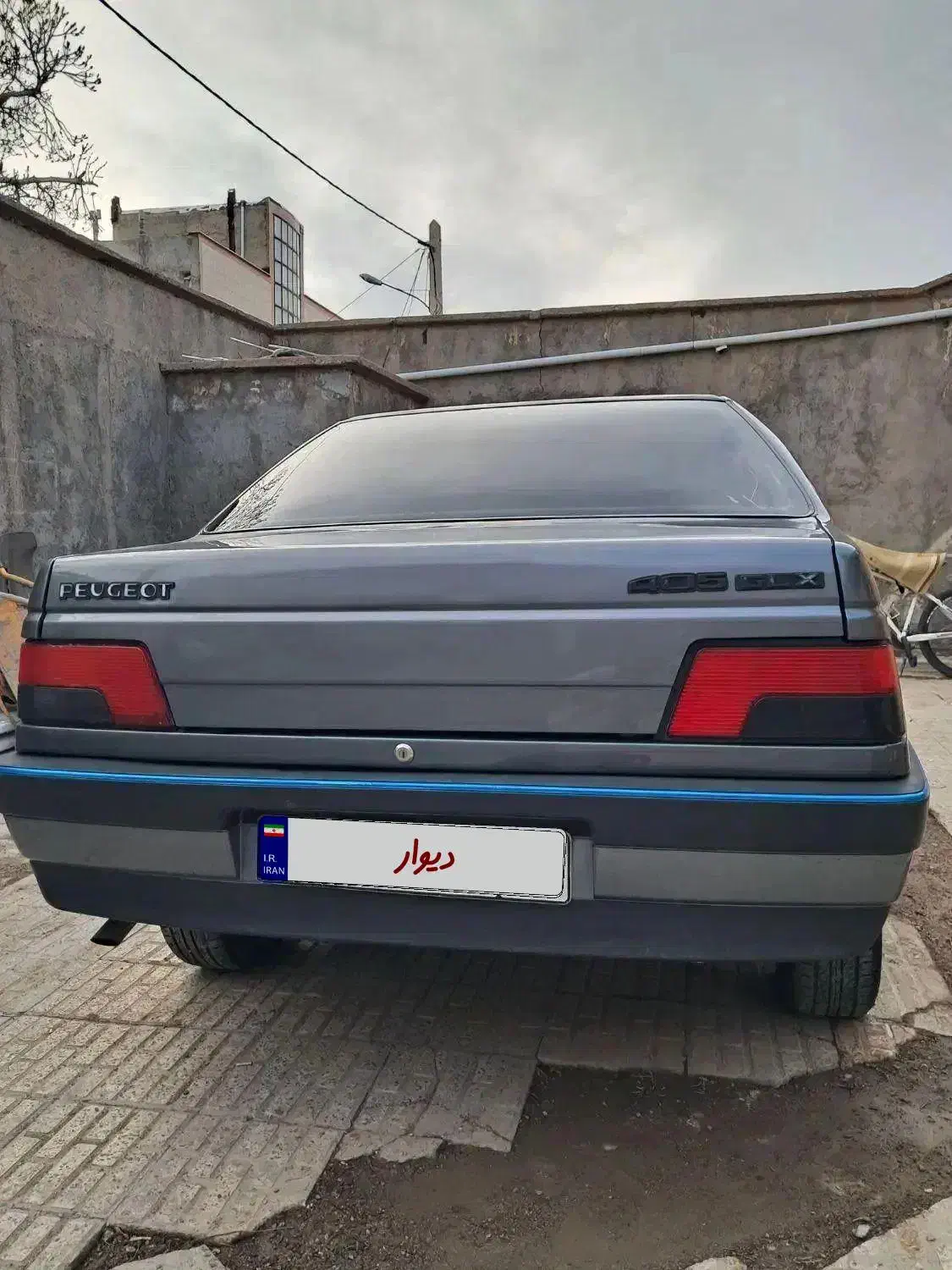 پژو۴۰۵|خودرو سواری و وانت|ساوه, |دیوار