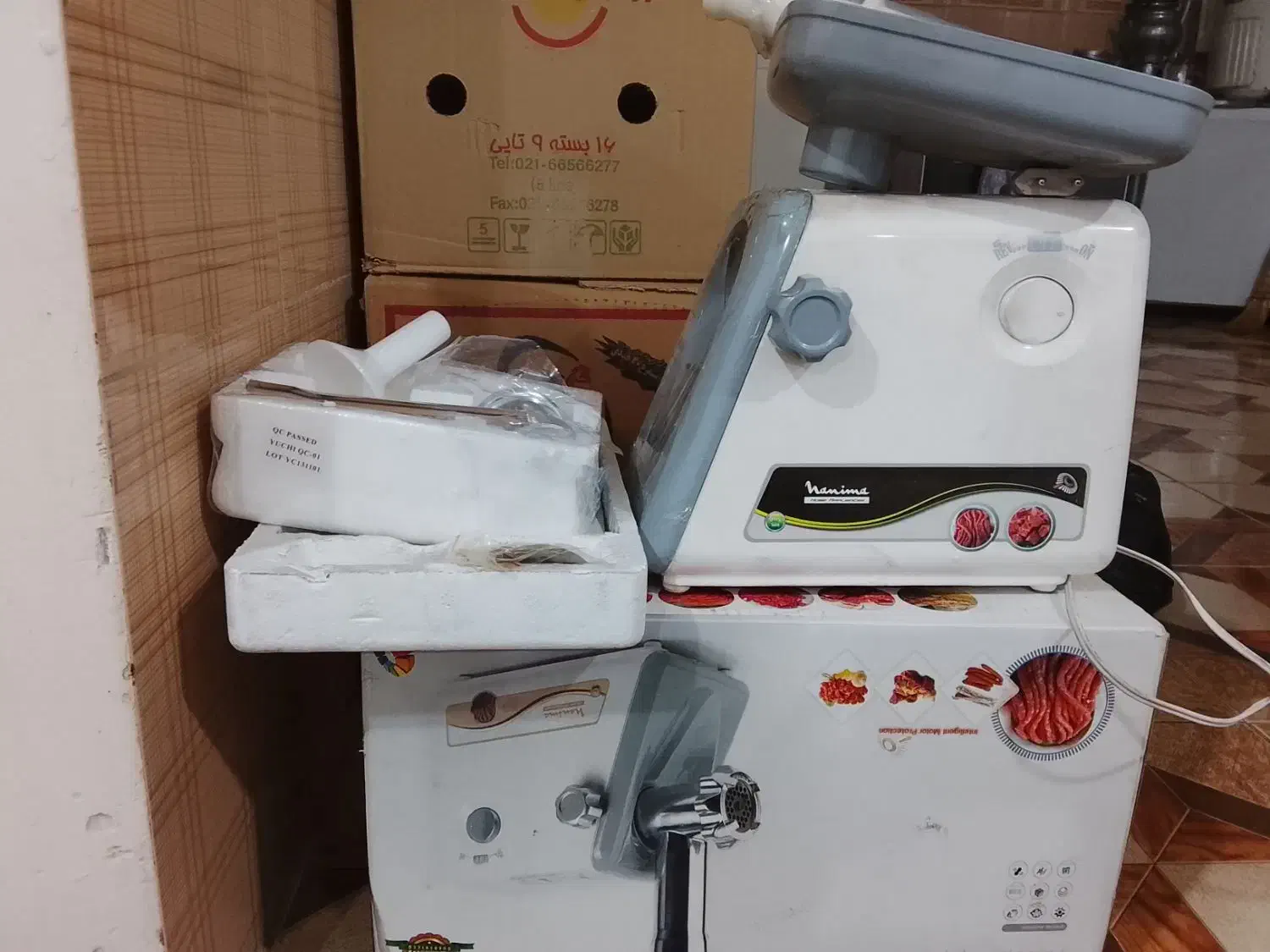 چرخ گوشت نانیوافروشی نو|خردکن، آسیاب، غذاساز|فارسان, |دیوار