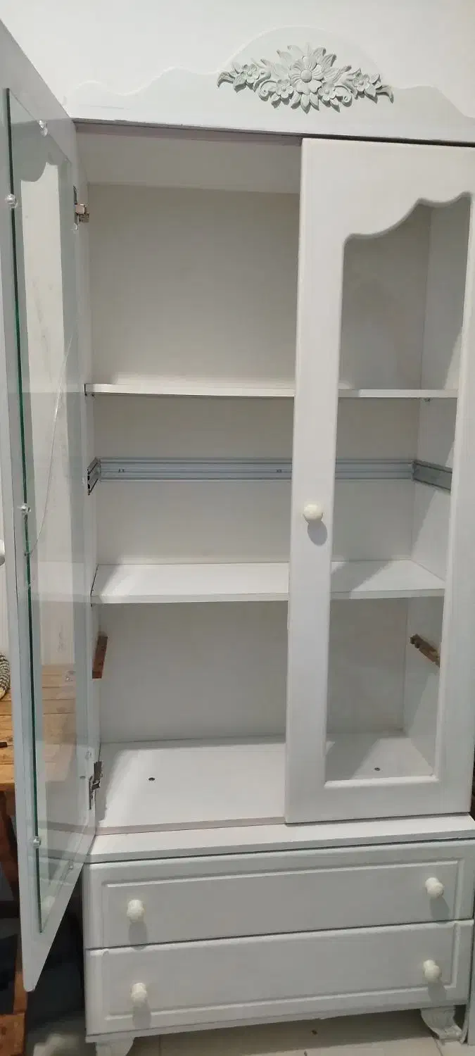 کمد ویترین دار سفید|جاکفشی، کمد، دراور|رشت, باهنر|دیوار