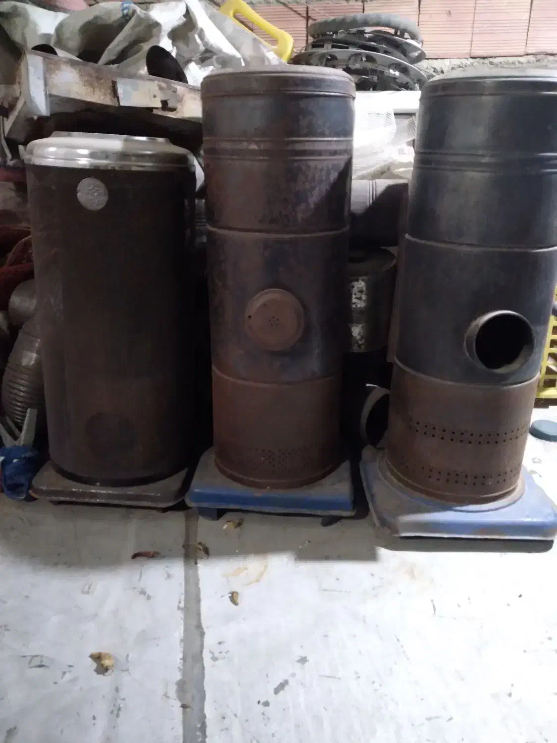 سه عدد بخاری نفتی|بخاری، هیتر، شومینه|سلماس, |دیوار