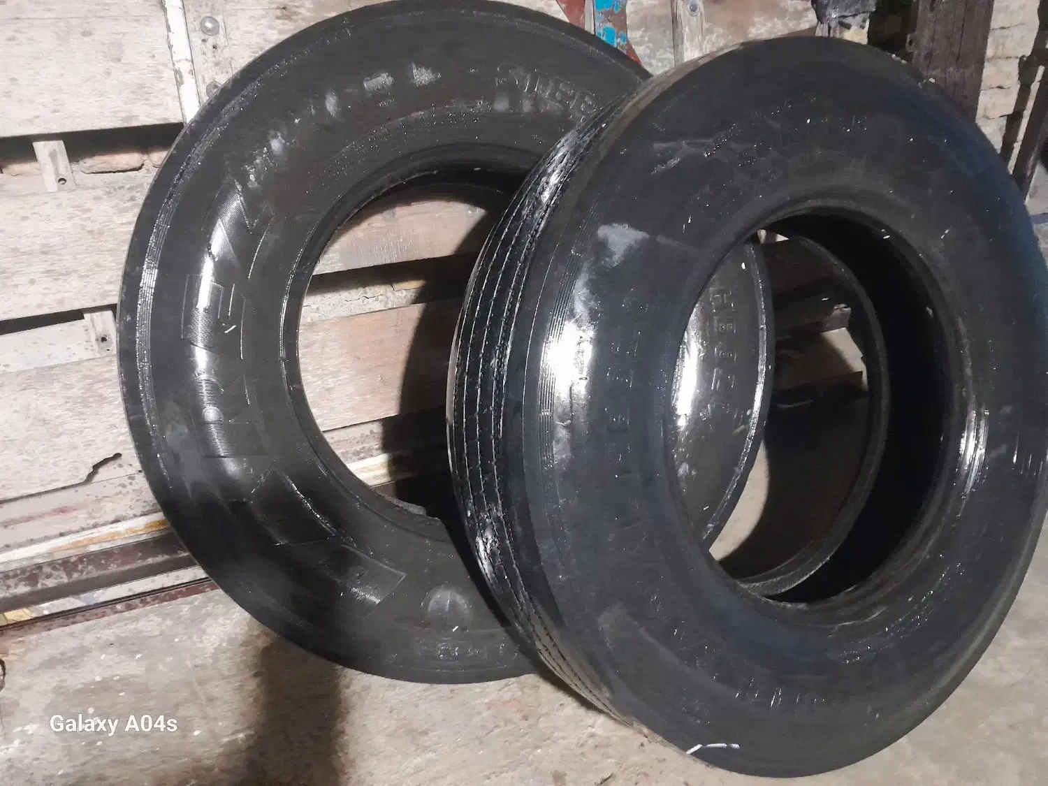 یک جفت لاستیک بارز ۲۹۵ درحد۴۰الی ۵۰درصد تیوبلس|قطعات یدکی و لوازم جانبی|شیروان (خراسان), |دیوار