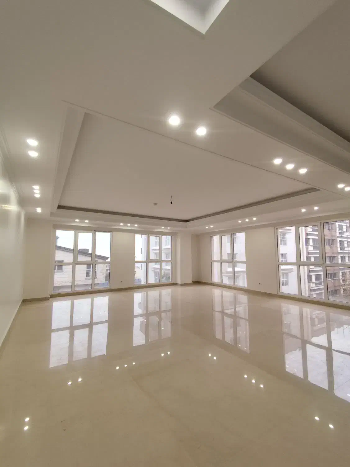 قیطریه ۱۷۰متر ۳خواب مستر فول امکانات