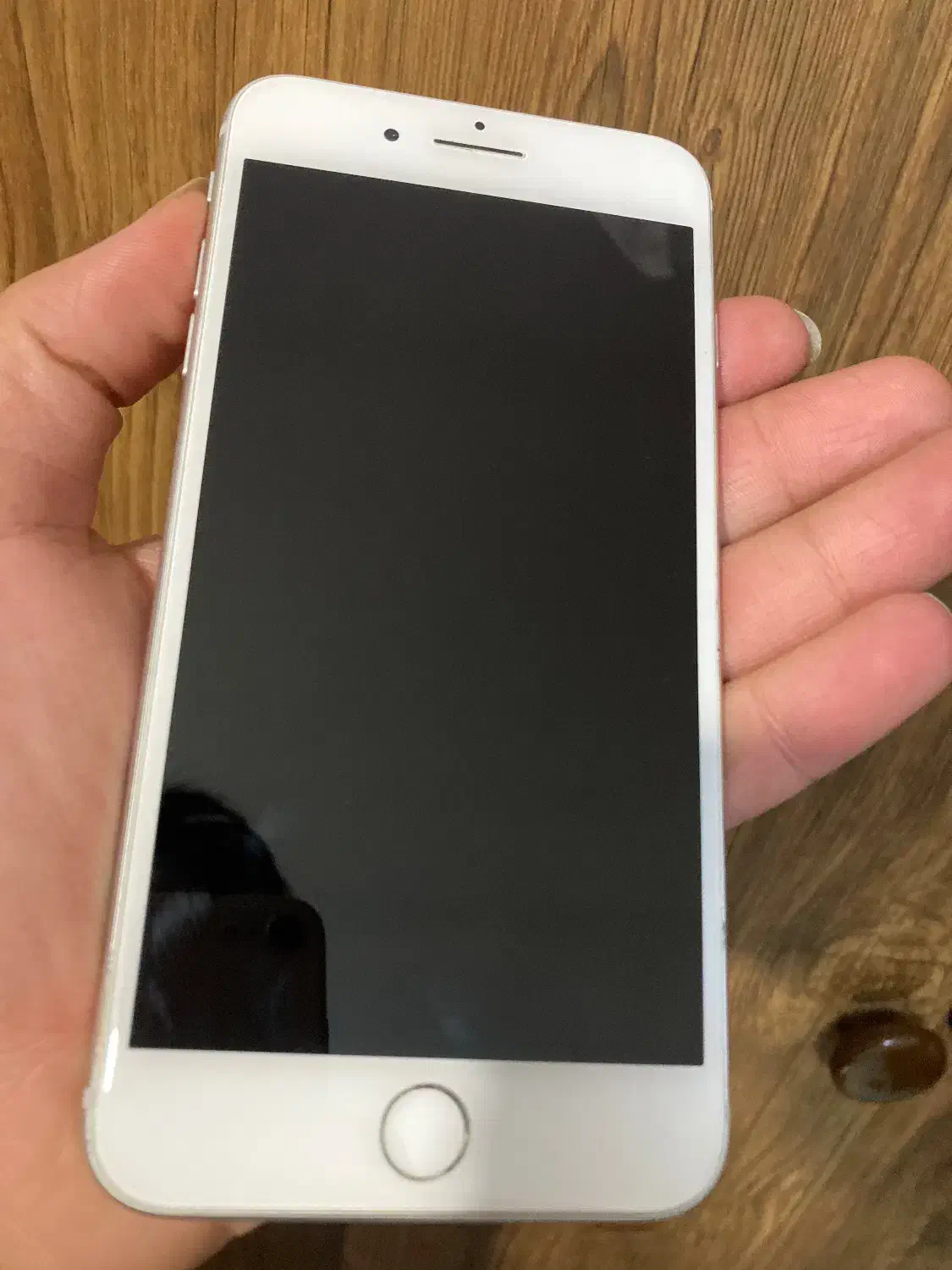 گوشی آیفون 8 پلاس 64 گیگ|موبایل|گرمسار, |دیوار