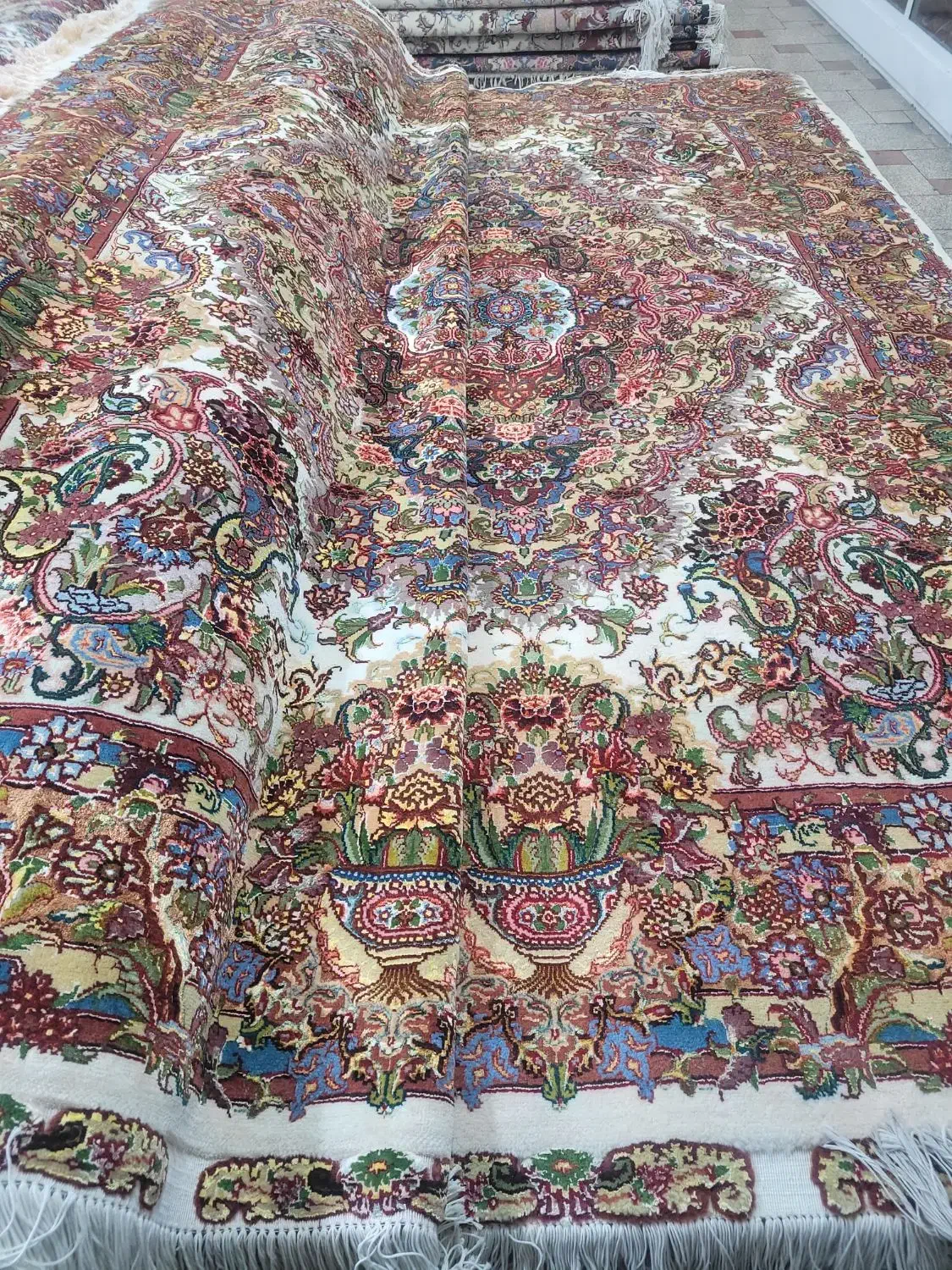 جفت ۶متری سالاری ۳۵رج|فرش|تبریز, |دیوار