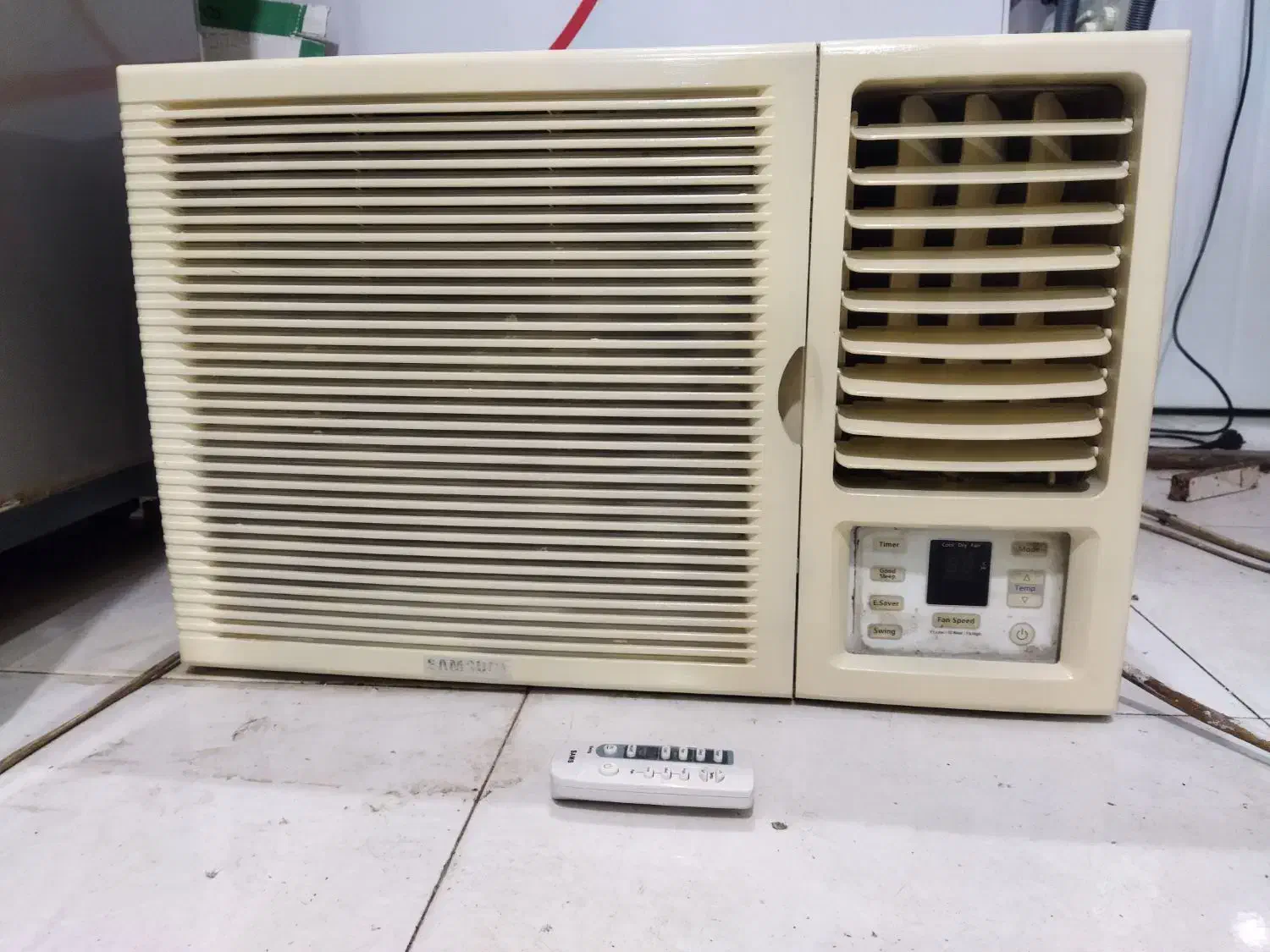 کولر پنجره ای سامسونگ کنترلی|کولر گازی و فنکوئل|رشت, سلیمانداراب|دیوار