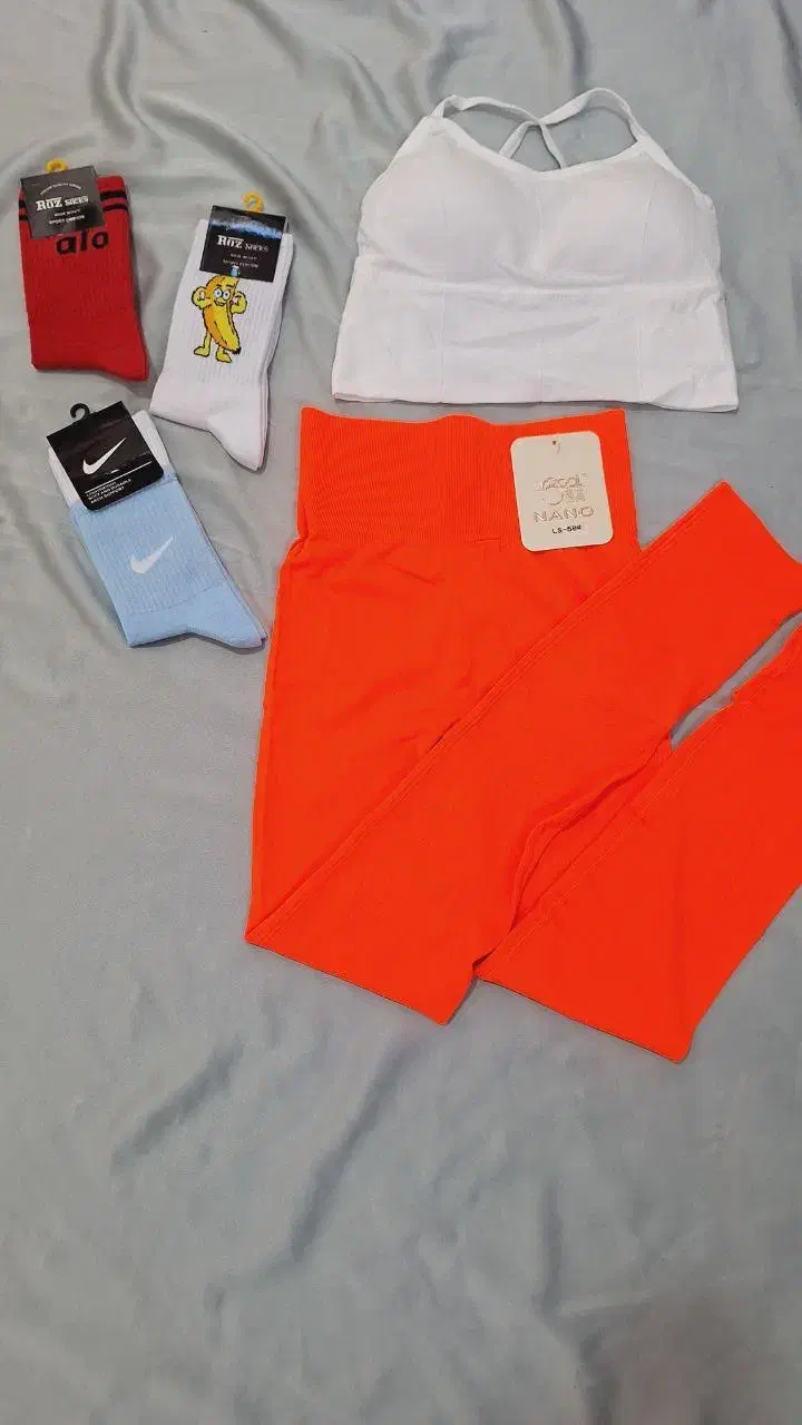 لباس باشگاهی|لباس|گالیکش, |دیوار