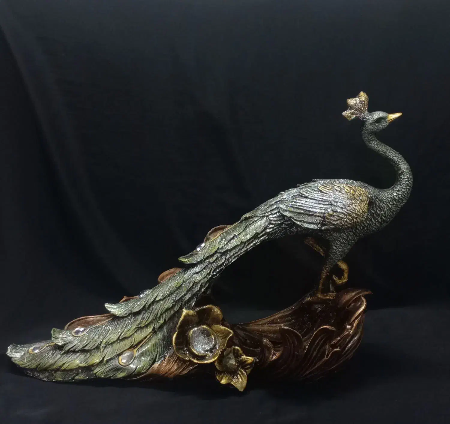 دکوری طاووس نو|مجسمه، تندیس، ماکت|قم, نخودی|دیوار