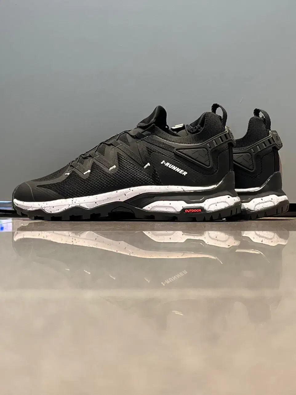 کتونی برند آی رانر رنگ مشکی|کیف، کفش، کمربند|تهران, باشگاه نفت|دیوار