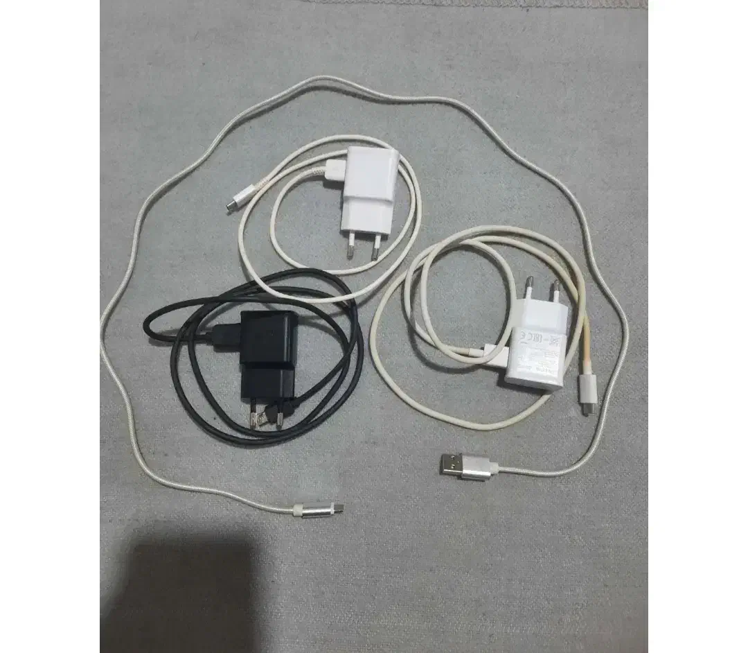 ۳عدد شارژر اصلی فست تایپ c|لوازم جانبی موبایل و تبلت|کرمانشاه, |دیوار